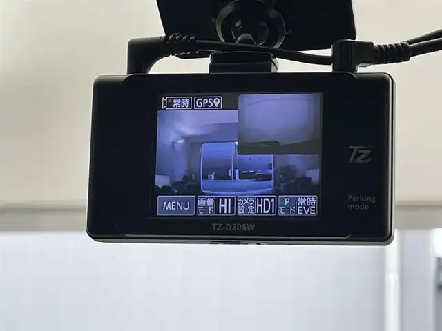トヨタ ハリアー プレミアム 滋賀県 2019(令1)年 5.1万km ブラック ALPINE10インチナビ/【Bluetooth/CD/DVD/USB/フルセグTV/HDMI】/ALPINEフリップダウンモニター/トヨタセーフティセンス/・プリクラッシュセーフティ/・レーンディパーチャーアラート/・レーダークルーズコントロール/・オートマチックハイビーム/バックカメラ/クリアランスソナー/LEDヘッドライト/ハーフレザーシート/D席パワーシート/前後ドライブレコーダー/電動パーキングブレーキ/オートブレーキホールド/プッシュスタート/スマートキー/ステアリングリモコン/ドアバイザー/純正フロアマット