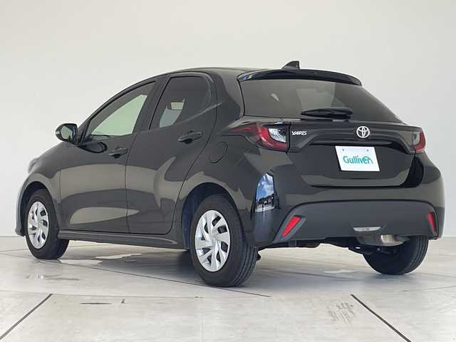 トヨタ ヤリス X 愛知県 2020(令2)年 3.8万km ブラック 純正ディズプレイオーディオ　ナビ機能なし/LEDヘッドライト/レーンキープアシスト/オートライト/ドライブレコーダー/ETC/衝突軽減システム/Bluetooth/ステアリングスイッチ/スマートキー/プッシュスタート