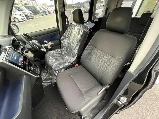 トヨタ ルーミー カスタムG－T 愛媛県 2020(令2)年 3.8万km ブラックマイカメタリック 純正9型ナビ(フルセグTV/BT)/両側パワースライドドア/バックカメラ/スマートアシスト/クルーズコントロール/クリアランスソナー/衝突被害軽減装置/車線逸脱防止装置/LEＤヘッドライト/オートライト/ドライブレコーダー/ETC2.0/後席サンシェイド/電格ミラー/ステアリングリモコン/シガーソケット/純正ドアバイザー/現状サマー(純正AW)(175/65/R15)/GOODYEAR EfficientGrip ECO EG02/禁煙車