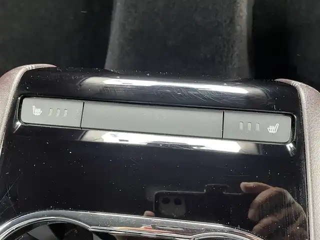 マツダ ＣＸ－８ XD Lパッケージ 大分県 2018(平30)年 8.9万km スノーフレイクホワイトパールマイカ ・ワンオーナー/・スマートキー/・プッシュスタート/・スマートブレーキサポート/・ブラインドスポットモニター/・レーンキープアシスト/・交通標識認識/・アテンションアラート/・パーキングセンサー/・アクティブLEDヘッドライト/・クルーズコントロール(追従式)/・黒革シート/・前席パワーシート/・４席シートヒーター/・ハンドルヒーター/・純正メモリナビ/　【DVD・Bluetooth・USB】/・フルセグTV/・全方位カメラ/・ヘッドアップディスプレイ/・ETC/・ドライブレコーダー(前方録画)/・パワーバックドア/・LEDヘッドランプ/・LEDフォグランプ/・デイライト/・純正マット/・純正バイザー/・保証書/取説