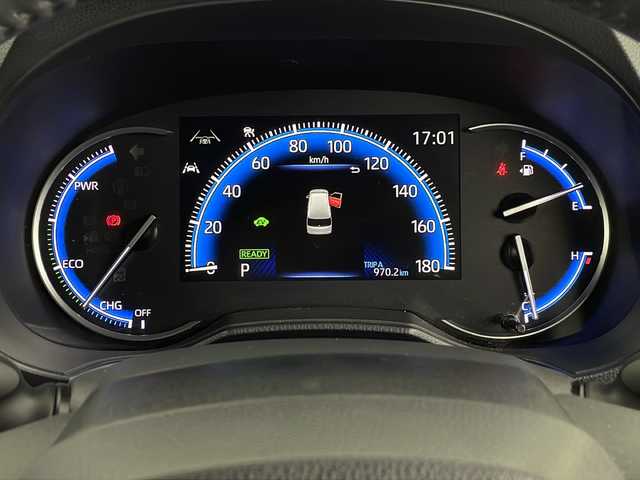 トヨタ ヴォクシー ハイブリッド S－Z 埼玉県 2023(令5)年 3.1万km ホワイトパールクリスタルシャイン 純正ディスプレイオーディオ　/バックカメラ　/ＥＴＣ２．０　/トヨタセーフティセンス　/　・プリクラッシュセーフティ/　・レーントレーシングアシスト/　・レーンディパーチャーアラート/　・レーダークルーズコントロール/　・オートマチックハイビーム/　・ロードサインアシスト/　・ドライバー異常時対応システム/　・プロアクティブドライビングアシスト/　・発進遅れ告知機能/　・緊急時操舵支援/　・フロントクロストラフィックアラー/　・レーンチェンジアシスト/ドライブレコーダー　/電動リアゲート　/両側パワースライドドア　/シートヒーター　/ＨＤＭＩ　/オットマン　/純正アルミホイール/フォグランプ/プッシュスタート/スマートキー