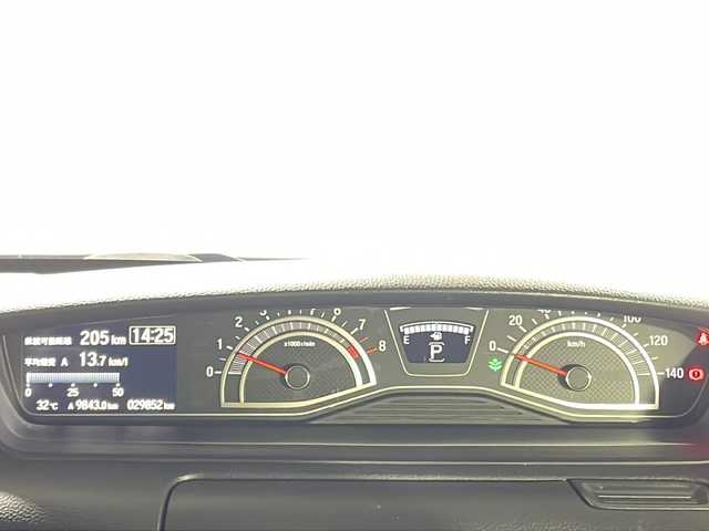 ホンダ Ｎ ＢＯＸ カスタム L スタイル+ブラック 沖縄県 2022(令4)年 3万km プラチナホワイトパール 禁煙車/両側パワースライドドア/社外ナビ/AM/FM/CD/DVD/フルセグTV/Bluetooth/バックカメラ/衝突軽減ブレーキ/車線逸脱警報/追従式クルーズコントロール/コーナーセンサー後/ビルトインETC/ステアリングリモコン/ドライブレコーダー前後/オートブレーキホールド/レザーシート調シートカバー/サンシェード/ヘッドライトレベライザー/プッシュスタート/スペアキー有/保証書/取扱説明書