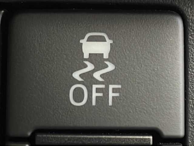 トヨタ ルーミー カスタムG 茨城県 2022(令4)年 4.2万km ブラックマイカメタリック/パールホワイト2トーン 純正９型ディスプレイオーディオ　パノラミックビューモニター　フルセグＴＶ　衝突軽減ブレーキ　両側電動スライドドア　シートヒーター　追従クルコン　ＥＴＣ２．０　クリアランスソナー　ドライブレコーダー