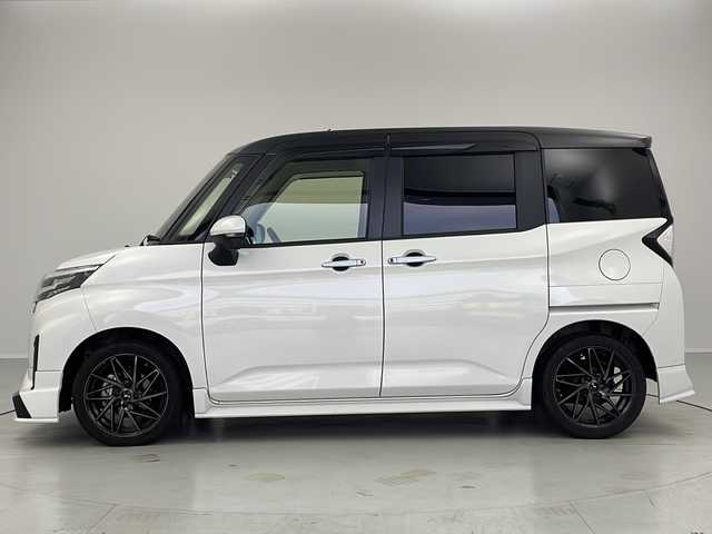 トヨタ ルーミー カスタムG 茨城県 2022(令4)年 4.2万km ブラックマイカメタリック/パールホワイト2トーン 純正９型ディスプレイオーディオ　パノラミックビューモニター　フルセグＴＶ　衝突軽減ブレーキ　両側電動スライドドア　シートヒーター　追従クルコン　ＥＴＣ２．０　クリアランスソナー　ドライブレコーダー