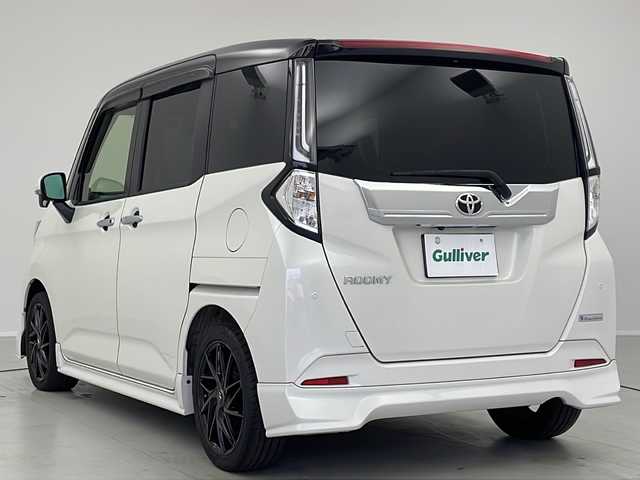 トヨタ ルーミー カスタムG 茨城県 2022(令4)年 4.2万km ブラックマイカメタリック/パールホワイト2トーン 純正９型ディスプレイオーディオ　パノラミックビューモニター　フルセグＴＶ　衝突軽減ブレーキ　両側電動スライドドア　シートヒーター　追従クルコン　ＥＴＣ２．０　クリアランスソナー　ドライブレコーダー