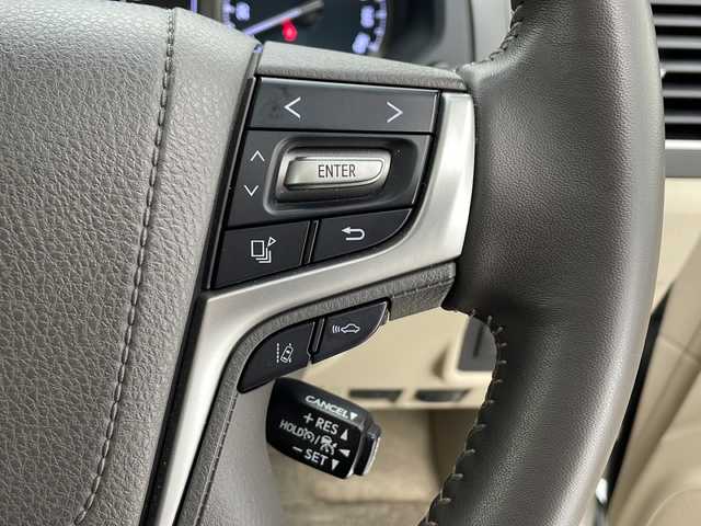 トヨタ ランドクルーザー プラド TX Lパッケージ マットブラED 千葉県 2023(令5)年 2万km パール サンルーフ/本革シート/本革ステアリング/ステアリングリモコン/前席パワーシート/シートヒーター/シートクーラー/ブラインドモニター/全方位カメラ/Ｍｉｒａｃａｓｔ/Ｔ－Ｃｏｎｎｅｃｔ/電格ウィンカーミラー/純正ナビ（ＢＴ／ＴＶ）/ＵＳＢ/オートハイビーム/ヘッドライトウォッシャー/オートクルーズ