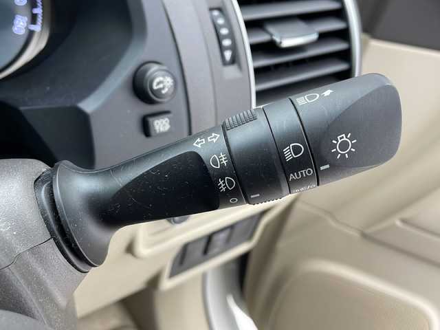 トヨタ ランドクルーザー プラド TX Lパッケージ マットブラED 千葉県 2023(令5)年 2万km パール サンルーフ/本革シート/本革ステアリング/ステアリングリモコン/前席パワーシート/シートヒーター/シートクーラー/ブラインドモニター/全方位カメラ/Ｍｉｒａｃａｓｔ/Ｔ－Ｃｏｎｎｅｃｔ/電格ウィンカーミラー/純正ナビ（ＢＴ／ＴＶ）/ＵＳＢ/オートハイビーム/ヘッドライトウォッシャー/オートクルーズ