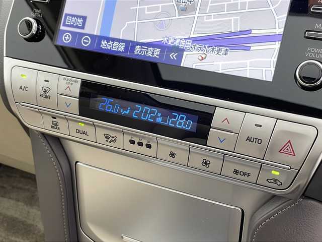 トヨタ ランドクルーザー プラド TX Lパッケージ マットブラED 千葉県 2023(令5)年 2万km パール サンルーフ/本革シート/本革ステアリング/ステアリングリモコン/前席パワーシート/シートヒーター/シートクーラー/ブラインドモニター/全方位カメラ/Ｍｉｒａｃａｓｔ/Ｔ－Ｃｏｎｎｅｃｔ/電格ウィンカーミラー/純正ナビ（ＢＴ／ＴＶ）/ＵＳＢ/オートハイビーム/ヘッドライトウォッシャー/オートクルーズ