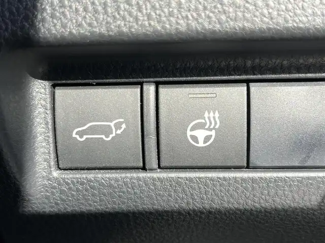 トヨタ ハリアー ハイブリッド Z レザーパッケージ 奈良県 2021(令3)年 5万km プレシャスブラックパール 純正１２．３インチ　/フルセグＴＶ/BT/USB/AUX/アラウンドビューモニター　/ＪＢＬプレミアムサウンド　/ＥＴＣ２．０　/レザーシート　/シートヒーター　/エアシート　/パワーシート　/ステアリングヒーター/ドライブレコーダー　/トヨタセーフティーセンス/電動リアゲート/LEDヘッドライト/オートライト/オートマチックハイビーム/デジタルインナーミラー/置くだけ充電/AUTOHOLD/純正19インチアルミホイール/純正フロアマット