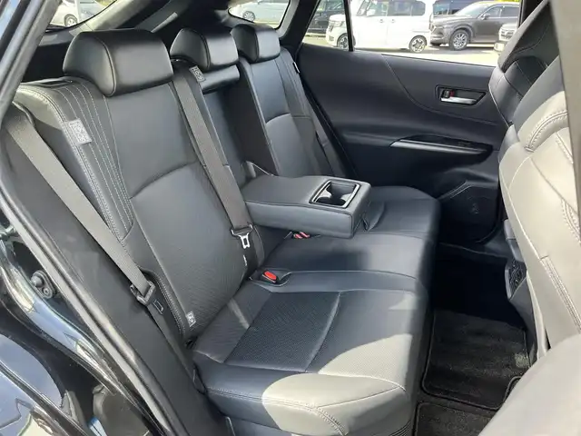 トヨタ ハリアー ハイブリッド Z レザーパッケージ 奈良県 2021(令3)年 5万km プレシャスブラックパール 純正１２．３インチ　/フルセグＴＶ/BT/USB/AUX/アラウンドビューモニター　/ＪＢＬプレミアムサウンド　/ＥＴＣ２．０　/レザーシート　/シートヒーター　/エアシート　/パワーシート　/ステアリングヒーター/ドライブレコーダー　/トヨタセーフティーセンス/電動リアゲート/LEDヘッドライト/オートライト/オートマチックハイビーム/デジタルインナーミラー/置くだけ充電/AUTOHOLD/純正19インチアルミホイール/純正フロアマット