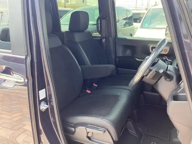 ホンダ Ｎ ＢＯＸ カスタム ターボ 三重県 2023(令5)年 0.5万km トワイライトミストブラックパール Honda SENSING/衝突軽減ブレーキ（CMBS）/踏み間違い衝突軽減システム/路外逸脱抑制機能/歩行者事故低減ステアリング/先行車発進お知らせ機能/標識認識機能/オートハイビーム/パーキングセンサーシステム/アダプティブクルーズコントロール/純正9インチナビ/フルセグ/Bluetooth/Apple Car Play/Android Auto/360°カメラ/LEDヘッドライト/両側パワースライドドア/前席シートヒーター/スマートキー/プッシュスタート/ハーフレザーシート/シートバックテーブル/ステアリングスイッチ/純正15インチアルミ