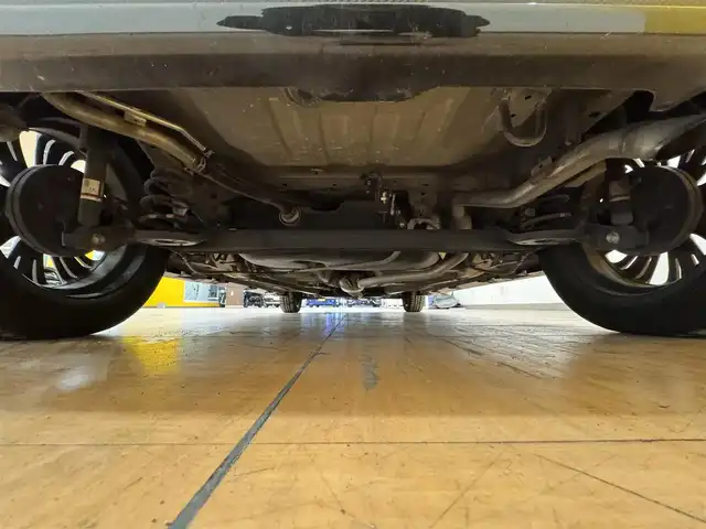 スズキ スペーシア カスタム HYBRID XS ターボ 群馬県 2021(令3)年 9万km ブルーイッシュブラックパール3 スズキセーフティサポート/・デュアルカメラブレーキサポート/・誤発進抑制機能/・後退時ブレーキサポート/・後方誤発進抑制機能/・車線逸脱警報機能/・ふらつき警報機能/・標識認識機能/・先行車発進お知らせ機能/・ハイビームアシスト/・すれ違い支援機能/・アダプティブクルーズコントロール/純正ナビ/　フルセグ/BT/CD/DVD/両側パワースライドドア/シートヒーター/ハーフレザーシート/LEDヘッドライト/フォグランプ/パドルシフト/ステアリングスイッチ/プッシュスタート/スマートキー/純正15インチAW