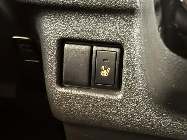 スズキ スペーシア カスタム HYBRID XS ターボ 群馬県 2021(令3)年 9万km ブルーイッシュブラックパール3 スズキセーフティサポート/・デュアルカメラブレーキサポート/・誤発進抑制機能/・後退時ブレーキサポート/・後方誤発進抑制機能/・車線逸脱警報機能/・ふらつき警報機能/・標識認識機能/・先行車発進お知らせ機能/・ハイビームアシスト/・すれ違い支援機能/・アダプティブクルーズコントロール/純正ナビ/　フルセグ/BT/CD/DVD/両側パワースライドドア/シートヒーター/ハーフレザーシート/LEDヘッドライト/フォグランプ/パドルシフト/ステアリングスイッチ/プッシュスタート/スマートキー/純正15インチAW