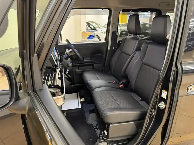 スズキ スペーシア カスタム HYBRID XS ターボ 群馬県 2021(令3)年 9万km ブルーイッシュブラックパール3 スズキセーフティサポート/・デュアルカメラブレーキサポート/・誤発進抑制機能/・後退時ブレーキサポート/・後方誤発進抑制機能/・車線逸脱警報機能/・ふらつき警報機能/・標識認識機能/・先行車発進お知らせ機能/・ハイビームアシスト/・すれ違い支援機能/・アダプティブクルーズコントロール/純正ナビ/　フルセグ/BT/CD/DVD/両側パワースライドドア/シートヒーター/ハーフレザーシート/LEDヘッドライト/フォグランプ/パドルシフト/ステアリングスイッチ/プッシュスタート/スマートキー/純正15インチAW