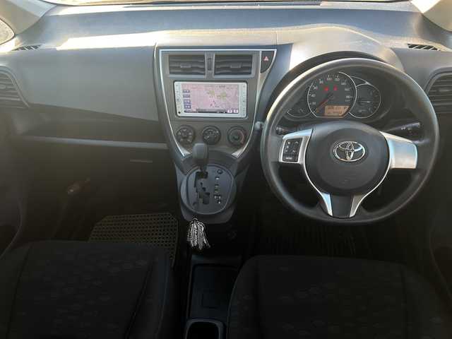 トヨタ ラクティス X 富山県 2013(平25)年 4.5万km ディープアメジストマイカメタリック 純正メモリーナビ/型式：NSCP-W62/ワンオーナー/電動格納ミラー/ビルトインETC