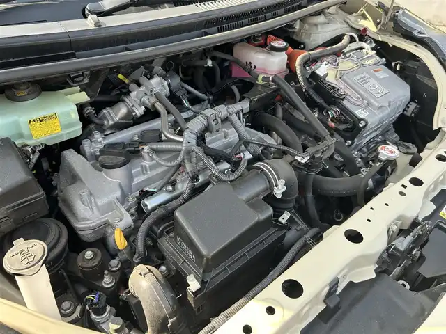 トヨタ アクア クロスオーバー 山形県 2018(平30)年 4.8万km ベージュ 純正ナビ　/ドライブレコーダー　/ビルトインＥＴＣ　/バックカメラ　/衝突軽減システム　/盗難防止装置　/横滑り防止装置　/レーンキープアシスト　/アイドリングストップ/ハーフレザー　/シートヒーター　/ＬＥＤヘッドライト　/オートハイビーム/オートライト/プッシュスタート/スマートキー/ルーフレール/純正16インチアルミホイール
