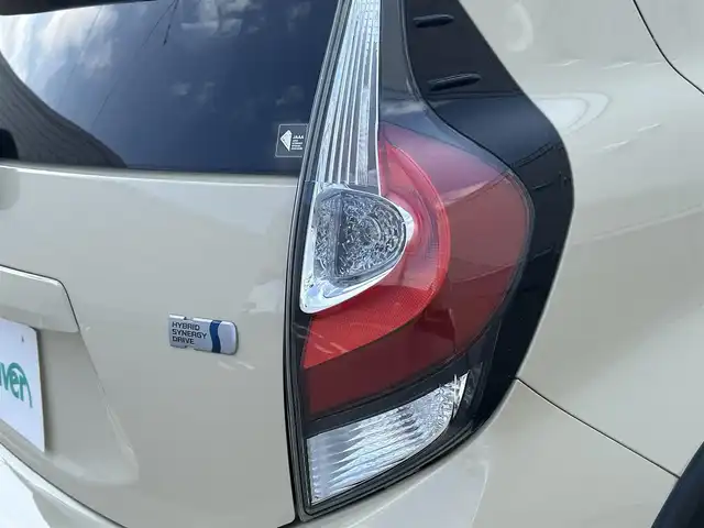 トヨタ アクア クロスオーバー 山形県 2018(平30)年 4.8万km ベージュ 純正ナビ　/ドライブレコーダー　/ビルトインＥＴＣ　/バックカメラ　/衝突軽減システム　/盗難防止装置　/横滑り防止装置　/レーンキープアシスト　/アイドリングストップ/ハーフレザー　/シートヒーター　/ＬＥＤヘッドライト　/オートハイビーム/オートライト/プッシュスタート/スマートキー/ルーフレール/純正16インチアルミホイール