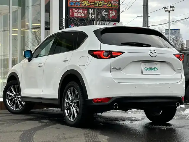 マツダ ＣＸ－５ XD エクスクルーシブモード 道央・札幌 2019(平31)年 6.1万km スノーフレイクホワイトパールマイカ ・４WD/・純正SDナビ/フルセグTV＆Bluetooth＆CD＆DVD/・衝突軽減ブレーキ/・ETC/・レーンキープアシスト/・クルーズコントロール/・パーキングソナー/・コーナーセンサー/・アイドリングストップ/・バックカメラ/・360度カメラ/・パワーバックドア/・BOSEサウンド/・レザーシート/・メモリーシート/・シートヒーター/・ベンチレーションシート/・パワーシート/・MT付AT/・パドルシフト/・ステアリングヒーター/・プッシュスタート/・スマートキー/・純正エンジンスターター/・オートライト/・LEDヘッドライト/・レインセンサーワイパー/・室内LED灯/・オートリトラミラー/・ウインカーミラー