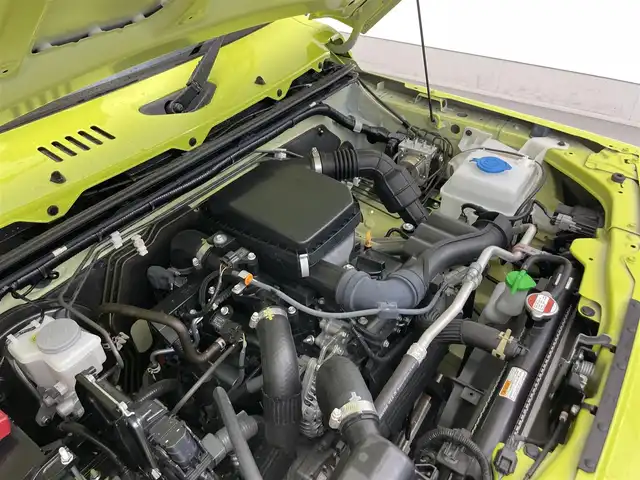 スズキ ジムニー XC 滋賀県 2022(令4)年 3.7万km キネティックイエロー 禁煙車/社外ディスプレイオーディオ/バックカメラ/前後ドライブレコーダー/前席シートヒーター/クルーズコントロール/センターデフロック/ダウンヒルアシストコントロール/横滑り防止機能/レーンキープアシスト/背面タイヤ/純正15インチアルミホイール/スマートキー/スペアキー/ステアリングスイッチ/電装格納ミラー/オートライト/LEDヘッドライト/オートエアコン