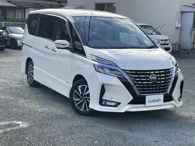 日産 セレナ ハイウェイスター V 熊本県 2020(令2)年 2.2万km ブリリアントホワイトパール プロパイロット/プッシュスタート/純正10型ナビ/（CD・DVD・フルセグTV・BTオーディオ・SD）/アラウンドビューモニター/ETC/ドライブレコーダー/純正16インチAW/両側パワースライドドア/LEDヘッドライト/オートライト/フォグライト/ブラインドスポットモニター/前後コーナーセンサー/横滑り防止装置/ウィンカーミラー/純正フロアマット/純正ドアバイザー/新車保証書/取扱説明書/スマートスペアキー×1本