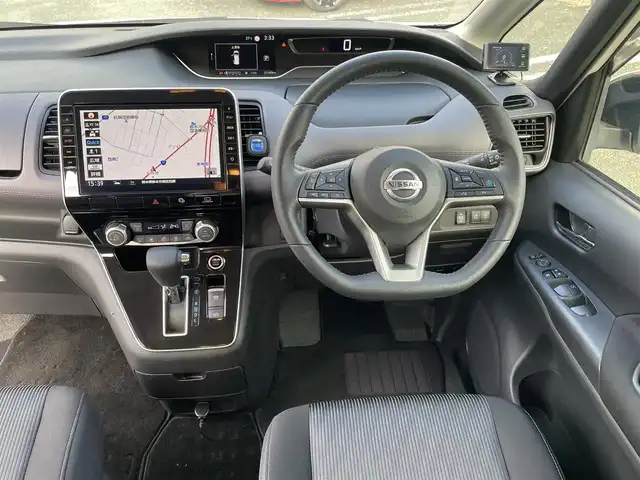 日産 セレナ ハイウェイスター V 熊本県 2020(令2)年 2.2万km ブリリアントホワイトパール プロパイロット/プッシュスタート/純正10型ナビ/（CD・DVD・フルセグTV・BTオーディオ・SD）/アラウンドビューモニター/ETC/ドライブレコーダー/純正16インチAW/両側パワースライドドア/LEDヘッドライト/オートライト/フォグライト/ブラインドスポットモニター/前後コーナーセンサー/横滑り防止装置/ウィンカーミラー/純正フロアマット/純正ドアバイザー/新車保証書/取扱説明書/スマートスペアキー×1本