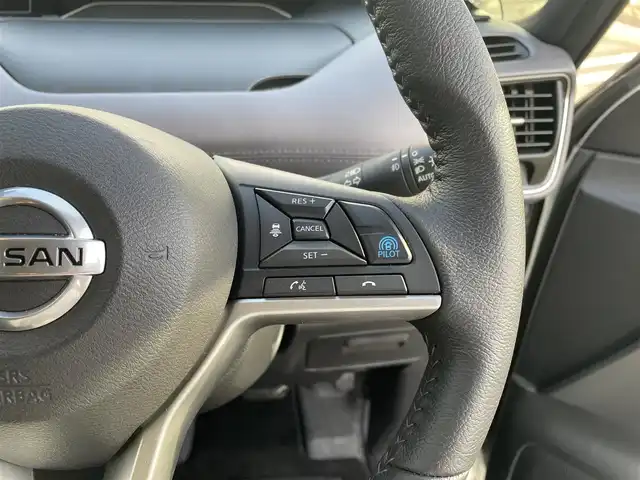 日産 セレナ ハイウェイスター V 熊本県 2020(令2)年 2.2万km ブリリアントホワイトパール プロパイロット/プッシュスタート/純正10型ナビ/（CD・DVD・フルセグTV・BTオーディオ・SD）/アラウンドビューモニター/ETC/ドライブレコーダー/純正16インチAW/両側パワースライドドア/LEDヘッドライト/オートライト/フォグライト/ブラインドスポットモニター/前後コーナーセンサー/横滑り防止装置/ウィンカーミラー/純正フロアマット/純正ドアバイザー/新車保証書/取扱説明書/スマートスペアキー×1本