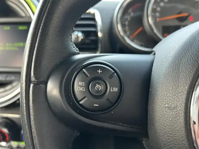 ＭＩＮＩ ミニ クラブマン クーパー 埼玉県 2016(平28)年 5.8万km ミッドナイト・ブラック・メタリック 純正HDDナビ/(Bluetooth/USB)/バックカメラ/純正１７インチアルミホイール/クリアランスソナー/横滑り防止装置/ＥＴＣ