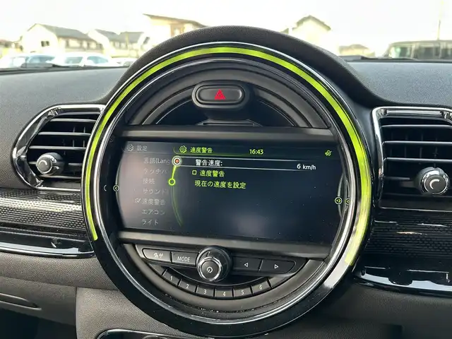 ＭＩＮＩ ミニ クラブマン クーパー 埼玉県 2016(平28)年 5.8万km ミッドナイト・ブラック・メタリック 純正HDDナビ/(Bluetooth/USB)/バックカメラ/純正１７インチアルミホイール/クリアランスソナー/横滑り防止装置/ＥＴＣ