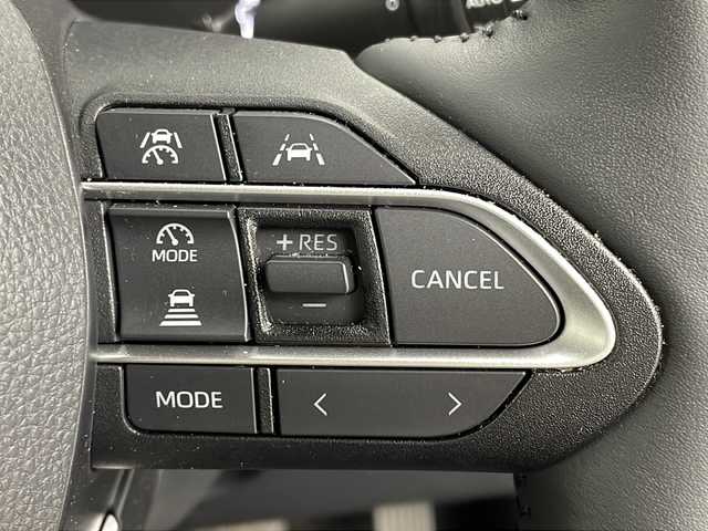トヨタ ノア S－Z 新潟県 2024(令6)年 4.6万km メタルストリームM 純正ナビ・CD・DVD・Bluetooth/両側パワースライドドア/パワーバックドア/ステアリングヒーター/キャプテンシート/13.2型有機EL後席ディスプレイ/BSM/LCA/SEA/FTCA/ドライバーモニターカメラ/渋滞時運転支援システム/アドバンストパーク/PVM/ETC2.0/サイドバイザー/スペアタイヤ/デジタルインナーミラー
