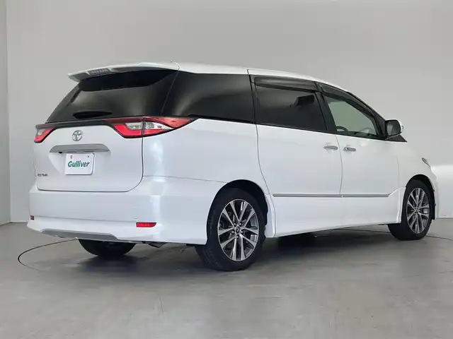 トヨタ エスティマ アエラス プレミアム 埼玉県 2018(平30)年 5.5万km ホワイトパールクリスタルシャイン サンルーフ　純正１0インチナビ　フリップダウンモニター　バックカメラ　両側パワースライドドア　ビルトインＥＴＣ　クルーズコントロール　前後ドラレコ　純正アルミ　純正フロアマット　ＬＥＤライト　スマートキー　オートライト　地デジフルセグTV