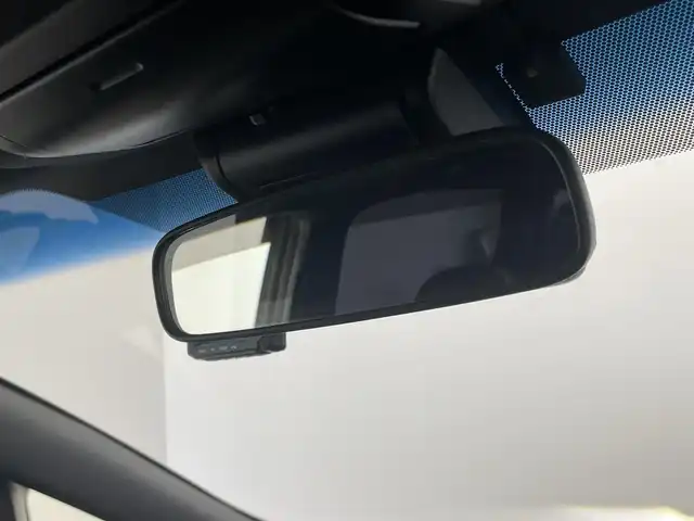 トヨタ エスティマ アエラス プレミアム 埼玉県 2018(平30)年 5.5万km ホワイトパールクリスタルシャイン サンルーフ　純正１0インチナビ　フリップダウンモニター　バックカメラ　両側パワースライドドア　ビルトインＥＴＣ　クルーズコントロール　前後ドラレコ　純正アルミ　純正フロアマット　ＬＥＤライト　スマートキー　オートライト　地デジフルセグTV