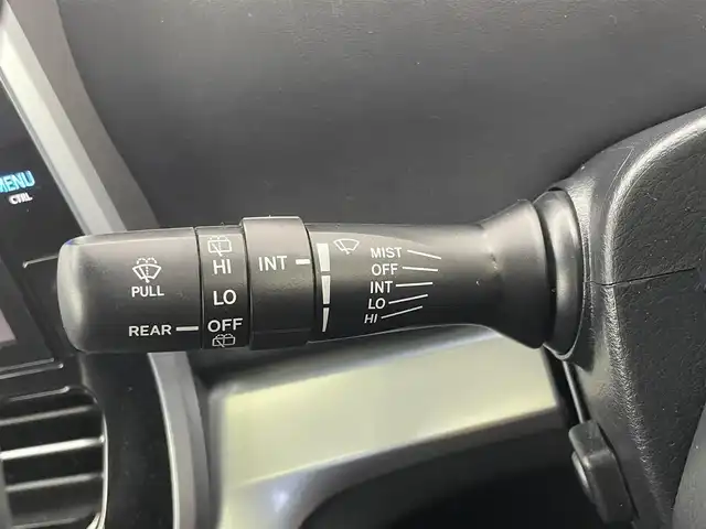 トヨタ エスティマ アエラス プレミアム 埼玉県 2018(平30)年 5.5万km ホワイトパールクリスタルシャイン サンルーフ　純正１0インチナビ　フリップダウンモニター　バックカメラ　両側パワースライドドア　ビルトインＥＴＣ　クルーズコントロール　前後ドラレコ　純正アルミ　純正フロアマット　ＬＥＤライト　スマートキー　オートライト　地デジフルセグTV