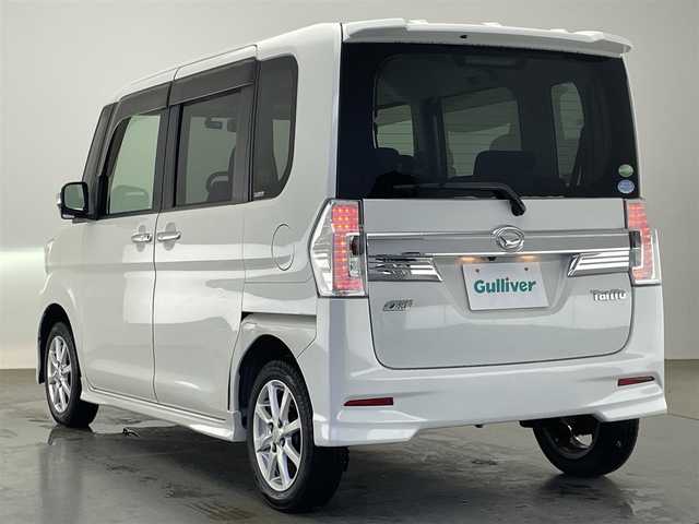 ダイハツ タント カスタム X SA 愛知県 2013(平25)年 8.4万km パールホワイトⅢ 純正８型ナビ　フルセグＴＶ　Ｂｌｕｅｔｏｏｔｈ　バックドア　パワースライドドア　ＥＴＣ　スマアシ　衝突軽減　ＬＥＤオートライト　フォグランプ　ＣＤ　ＤＶＤ　ＵＳＢ　リアシェード　プッシュスタート　禁煙