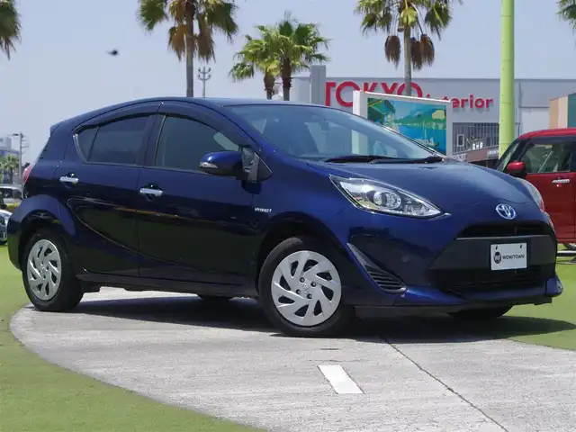 トヨタ アクア S スタイルブラック 千葉県 2018(平30)年 5.6万km ダークブルーマイカ Toyota Safety Sense/・プリクラッシュセーフティ/・レーンディパーチャーアラート/・オートハイビーム/純正SDナビ/ワンセグTV/【CD再生機能　Bluetooth接続】/バックカメラ/ドライブレコーダー/ETC/ステアリングスイッチ/ウインカーミラー/スマートキー