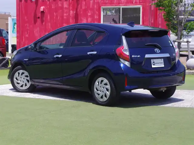 トヨタ アクア S スタイルブラック 千葉県 2018(平30)年 5.6万km ダークブルーマイカ Toyota Safety Sense/・プリクラッシュセーフティ/・レーンディパーチャーアラート/・オートハイビーム/純正SDナビ/ワンセグTV/【CD再生機能　Bluetooth接続】/バックカメラ/ドライブレコーダー/ETC/ステアリングスイッチ/ウインカーミラー/スマートキー