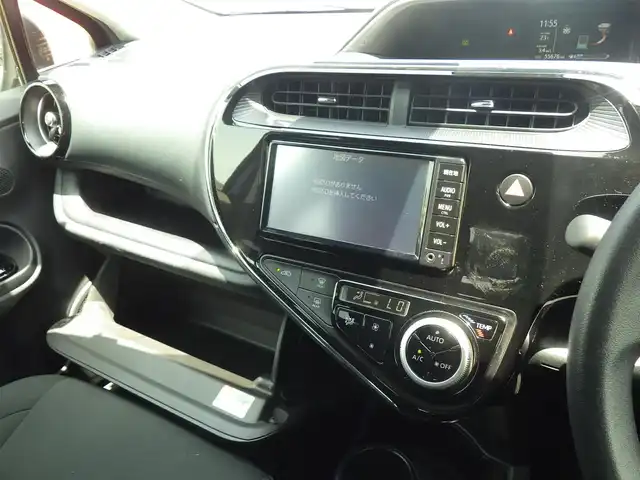 トヨタ アクア S スタイルブラック 千葉県 2018(平30)年 5.6万km ダークブルーマイカ Toyota Safety Sense/・プリクラッシュセーフティ/・レーンディパーチャーアラート/・オートハイビーム/純正SDナビ/ワンセグTV/【CD再生機能　Bluetooth接続】/バックカメラ/ドライブレコーダー/ETC/ステアリングスイッチ/ウインカーミラー/スマートキー