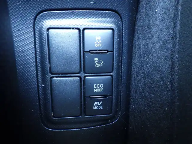 トヨタ アクア S スタイルブラック 千葉県 2018(平30)年 5.6万km ダークブルーマイカ Toyota Safety Sense/・プリクラッシュセーフティ/・レーンディパーチャーアラート/・オートハイビーム/純正SDナビ/ワンセグTV/【CD再生機能　Bluetooth接続】/バックカメラ/ドライブレコーダー/ETC/ステアリングスイッチ/ウインカーミラー/スマートキー