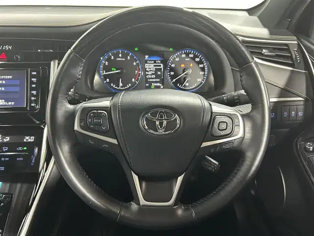 トヨタ ハリアー プレミアム 大阪府 2019(令1)年 3.1万km ホワイトパールクリスタルシャイン サンルーフ モデリスタエアロ 純正ナビ(フルセグ/DVD再生/Bluetooth) バックカメラ ETC 衝突軽減 レーダークルコン クリアランスソナー トヨタセーフティセンス パワーシート