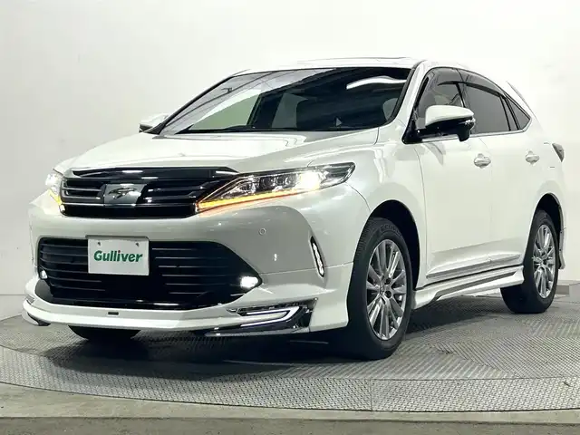 トヨタ ハリアー プレミアム 大阪府 2019(令1)年 3.1万km ホワイトパールクリスタルシャイン サンルーフ モデリスタエアロ 純正ナビ(フルセグ/DVD再生/Bluetooth) バックカメラ ETC 衝突軽減 レーダークルコン クリアランスソナー トヨタセーフティセンス パワーシート