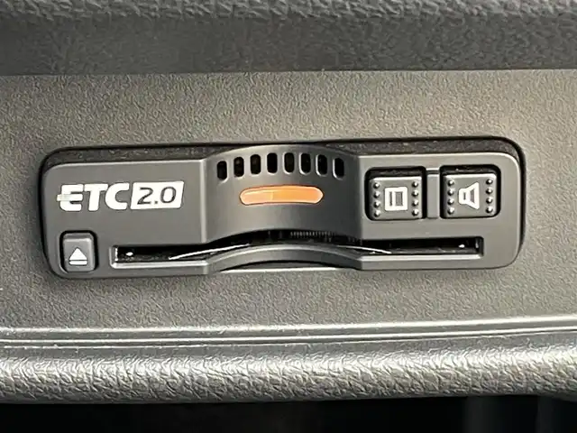 ホンダ オデッセイ アブソルート・EXホンダセンジング 東京都 2019(令1)年 2.8万km プラチナホワイトパール 純正ナビ/マルチビューカメラ/衝突軽減ブレーキ/路外逸脱抑制機能/ブラインドスポット/アダプティブクルーズ/シートヒーター/両側電動スライドドア/ＥＴＣ/パワーシート/ドライブレコーダー