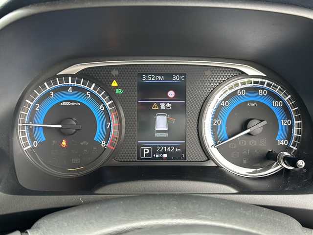 日産 デイズ ハイウェイスターX 千葉県 2022(令4)年 2.3万km チタニウムグレーメタリック ナビＣＮ－Ｅ３３０Ｄ　バックカメラ　ワンセグＴＶ　スマートキー　プッシュスタート　アイドリングストップ　ＬＥＤライト　オートライト　フォグライト　１４インチアルミホイール 横滑り防止