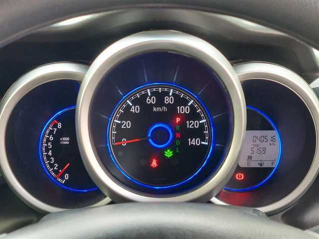 ホンダ Ｎ ＢＯＸ カスタム G Lパッケージ 東京都 2016(平28)年 4.1万km プレミアムホワイトパールⅡ 社外ナビ/純正アルミホイール/ビルトインETC/純正フロアマット/片側パワースライドドア/プッシュスタート/キーレスエントリー/バックカメラ/オートライト/横滑り防止装置