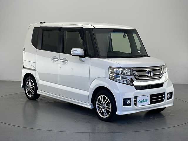 ホンダ Ｎ ＢＯＸ カスタム G Lパッケージ 長野県 2016(平28)年 4.1万km プレミアムホワイトパールⅡ 社外メモリナビ（型番：AVIC-RZ300）/（ワンセグTV＆CD＆DVD＆FM・AM）/ビルトインETC/ドライブレコーダー（前後）/横滑り防止装置/プッシュスタート/片側パワースライドドア/シートバックテーブル/後席ロールサンシェード/純正フロアマット/オートライト/ドアバイザー/14インチ純正アルミホイール/スマートキー/保証書/取扱説明書