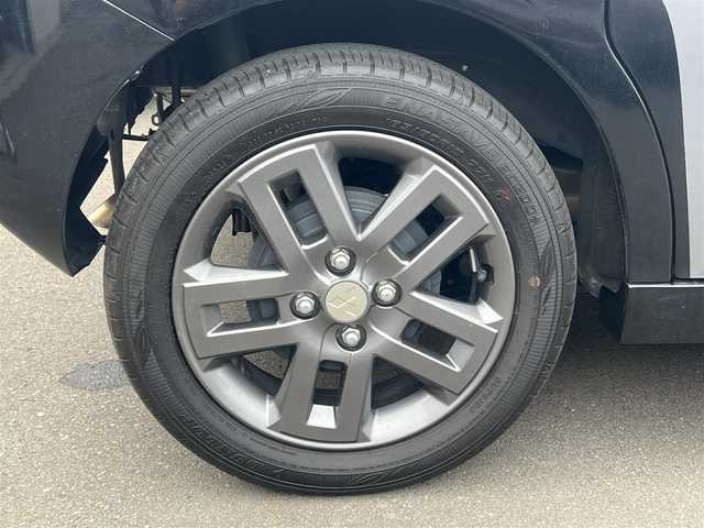 三菱 デリカミニ T プレミアム 秋田県 2024(令6)年 1.6万km グレーⅡ ４WD/ターボ/LEDヘッドライト/両側パワスラ/社外ナビ/フルセグ/全方位カメラ/社外アルミ/スマートキー/プッシュスタート/オートマチックハイビーム/クルーズコントロール/ダウンヒルアシストコントロール/コーナーセンサー/ステアリングスイッチ/ステアリングヒーター/アラウンドビューモニター/ETC/ルーフレール/社外フロアマット/純正ドアバイザー/オートライト/オートエアコン/パワーステアリング/パワーウィンドウ/横滑り防止/レベライザー/電動格納ウィンカーミラー/保証書/取扱説明書/記録簿