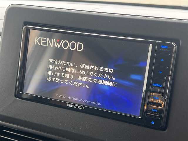 三菱 デリカミニ T プレミアム 秋田県 2024(令6)年 1.6万km グレーⅡ ４WD/ターボ/LEDヘッドライト/両側パワスラ/社外ナビ/フルセグ/全方位カメラ/社外アルミ/スマートキー/プッシュスタート/オートマチックハイビーム/クルーズコントロール/ダウンヒルアシストコントロール/コーナーセンサー/ステアリングスイッチ/ステアリングヒーター/アラウンドビューモニター/ETC/ルーフレール/社外フロアマット/純正ドアバイザー/オートライト/オートエアコン/パワーステアリング/パワーウィンドウ/横滑り防止/レベライザー/電動格納ウィンカーミラー/保証書/取扱説明書/記録簿