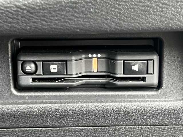 三菱 デリカミニ T プレミアム 秋田県 2024(令6)年 1.6万km グレーⅡ ４WD/ターボ/LEDヘッドライト/両側パワスラ/社外ナビ/フルセグ/全方位カメラ/社外アルミ/スマートキー/プッシュスタート/オートマチックハイビーム/クルーズコントロール/ダウンヒルアシストコントロール/コーナーセンサー/ステアリングスイッチ/ステアリングヒーター/アラウンドビューモニター/ETC/ルーフレール/社外フロアマット/純正ドアバイザー/オートライト/オートエアコン/パワーステアリング/パワーウィンドウ/横滑り防止/レベライザー/電動格納ウィンカーミラー/保証書/取扱説明書/記録簿