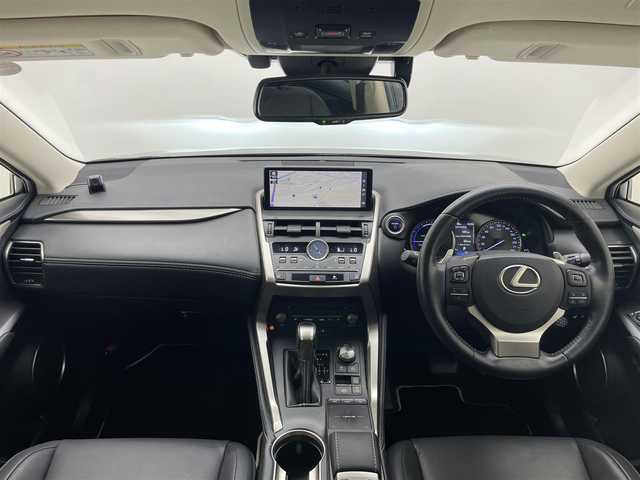 レクサス ＮＸ 300h ブラックシークエンス 愛知県 2019(平31)年 8.4万km ソニックチタニウム 純１０型ＤＡナビ　フルセグＴＶ　Ｂｌｕｅｔｏｏｔｈ　全方位カメラ　３眼ＬＥＤヘッドライト　黒革　レクサスセーフティシステム　パワーバックドア　ＢＳＭ　ドラレコ　ＥＴＣ２．０　追従クルコン　衝突軽減
