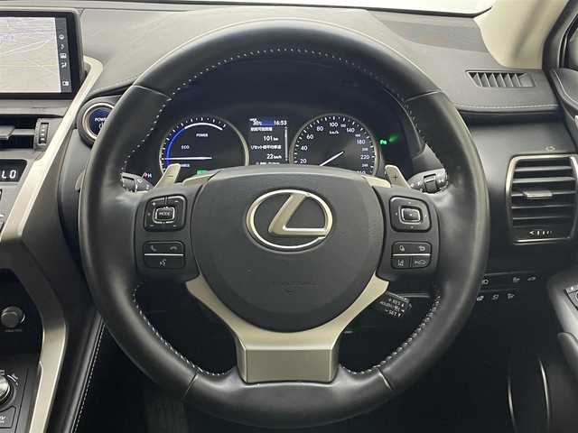 レクサス ＮＸ 300h ブラックシークエンス 愛知県 2019(平31)年 8.4万km ソニックチタニウム 純１０型ＤＡナビ　フルセグＴＶ　Ｂｌｕｅｔｏｏｔｈ　全方位カメラ　３眼ＬＥＤヘッドライト　黒革　レクサスセーフティシステム　パワーバックドア　ＢＳＭ　ドラレコ　ＥＴＣ２．０　追従クルコン　衝突軽減