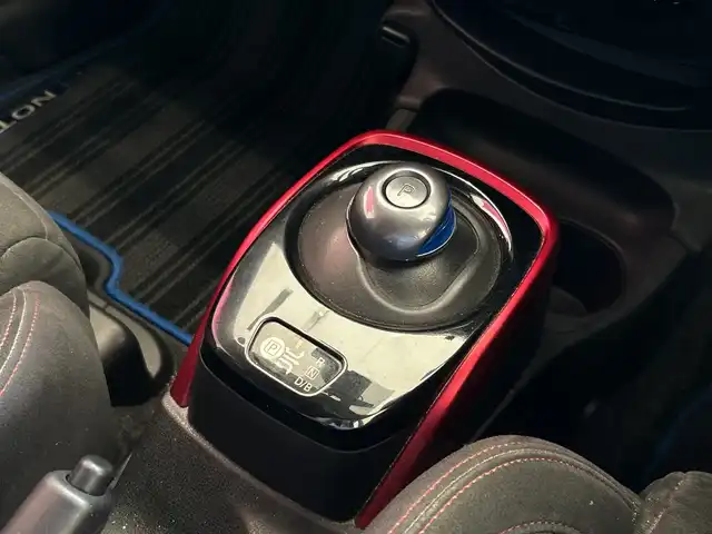 日産 ノート e－パワー ニスモ 埼玉県 2017(平29)年 6.4万km ブリリアントホワイトパール エマージェンシーブレーキ　/純正メモリナビ/　　CD/DVD/BT/フルセグ/LEDオートライト　/純正16インチアルミホイール　/ETC