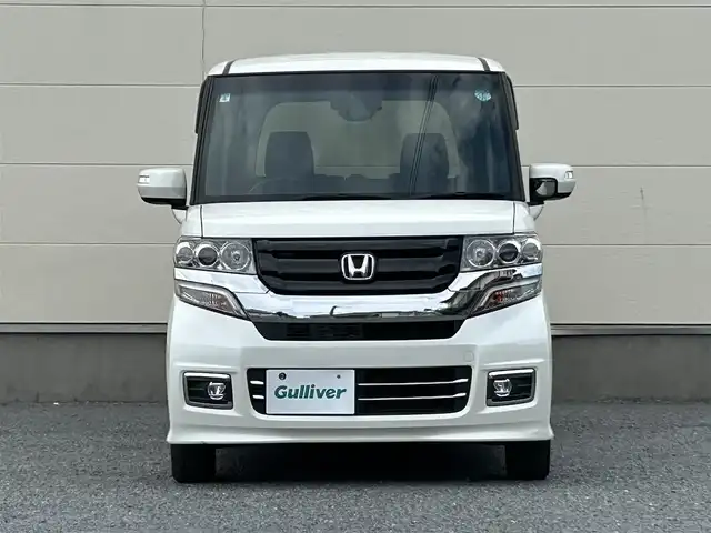ホンダ Ｎ ＢＯＸ カスタム SSブラックSパッケージ 茨城県 2017(平29)年 3.3万km プレミアムホワイトパールⅡ 社外ナビ/ワンセグTV/DVD再生機能/両側パワースライド/シートヒーター（運転・助手）/オートリトラミラー/ETC/純正フロアマット/純正アルミホイール/ディスチャージライト/スマートキー/プッシュスタート
